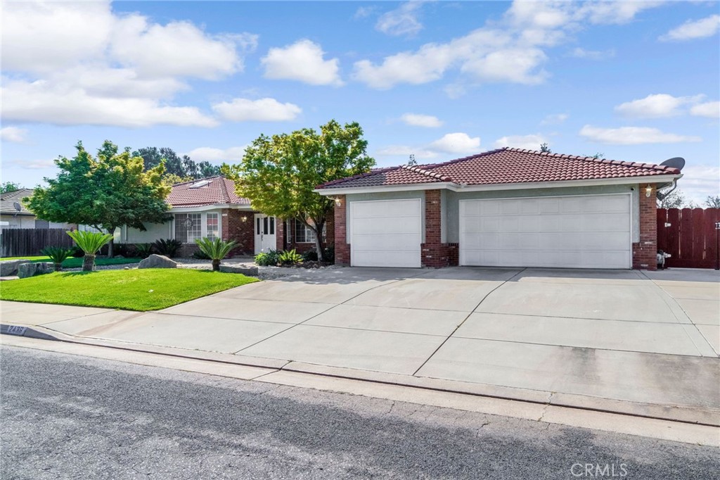 2436 Trevor Ct, Madera, CA 93637