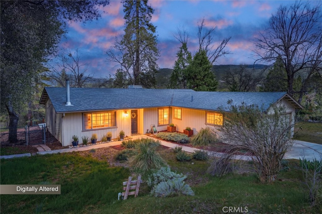 50047 Hangtree, Oakhurst, CA 93644
