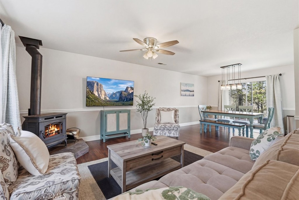 50047 Hangtree, Oakhurst, CA 93644