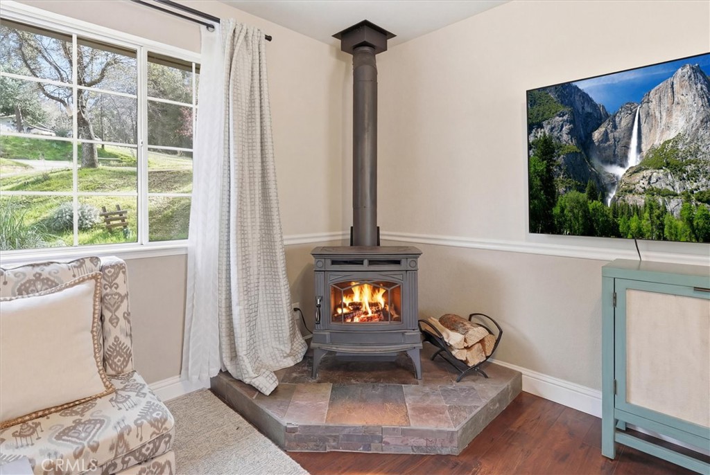 50047 Hangtree, Oakhurst, CA 93644