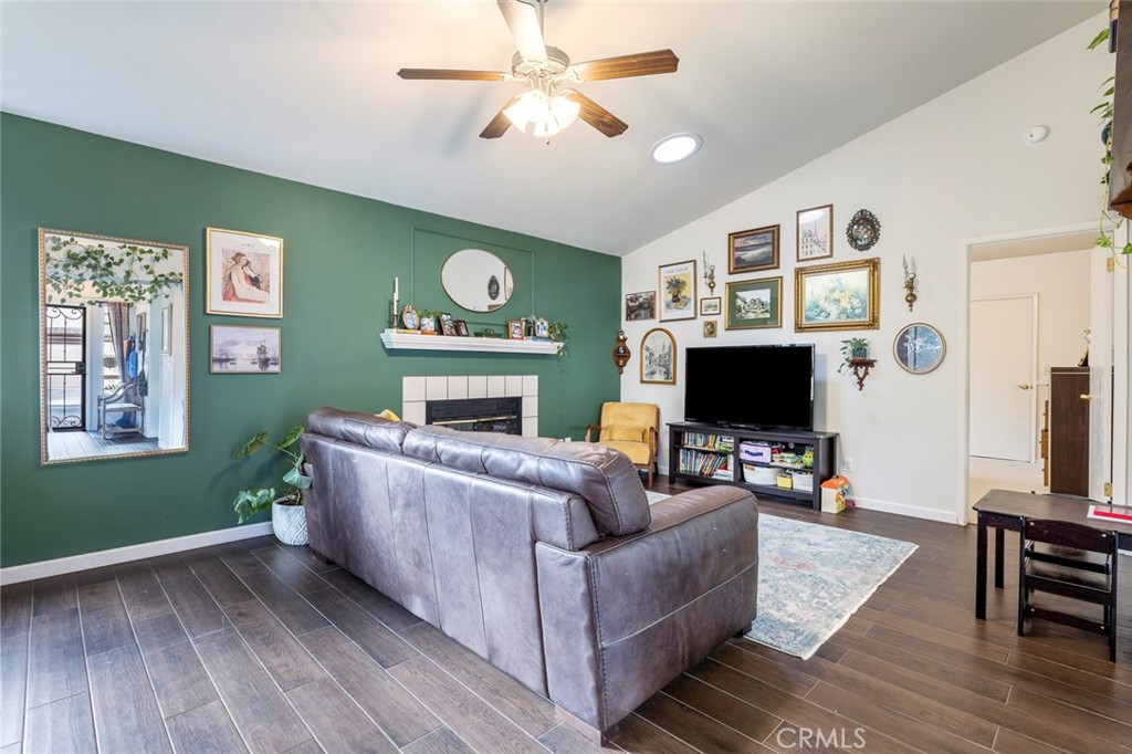 8735 N Cedar Ave #147, Fresno, CA 93720