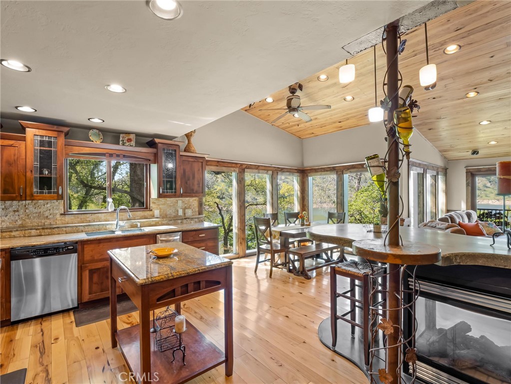 27459 Sky Harbour, Friant, CA 93626