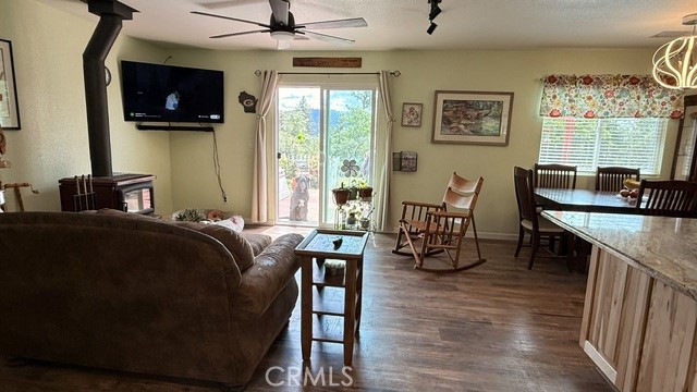 39468 Summit Dr, Oakhurst, CA 93644