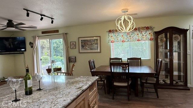 39468 Summit Dr, Oakhurst, CA 93644