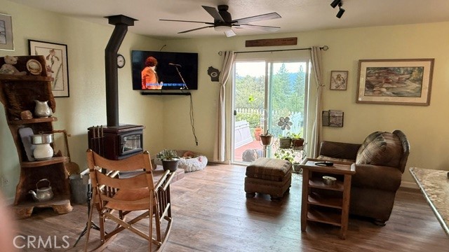 39468 Summit Dr, Oakhurst, CA 93644