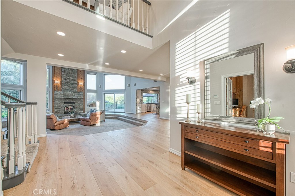 16115 Deer Path, Clovis, CA 93619