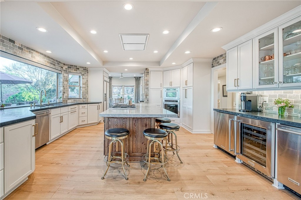 16115 Deer Path, Clovis, CA 93619