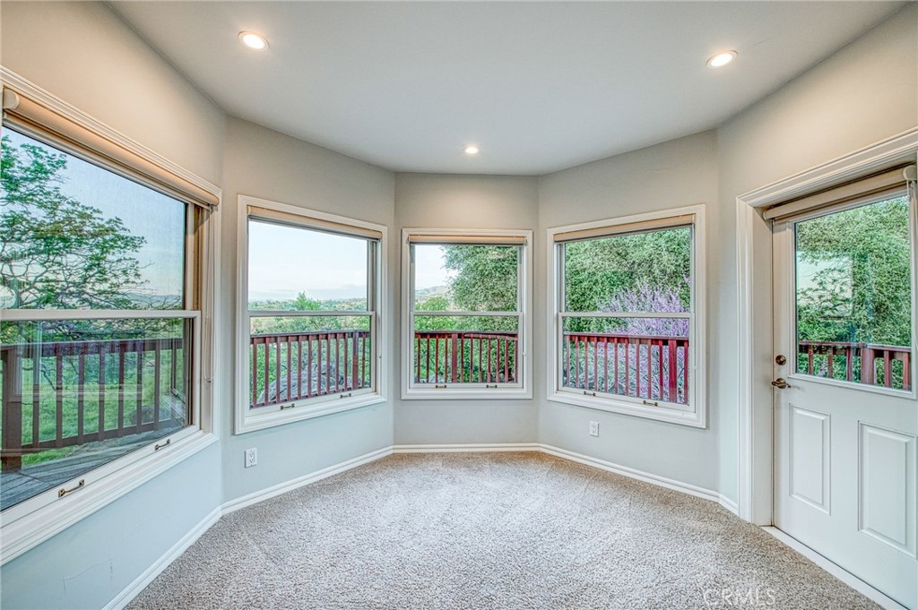 16115 Deer Path, Clovis, CA 93619