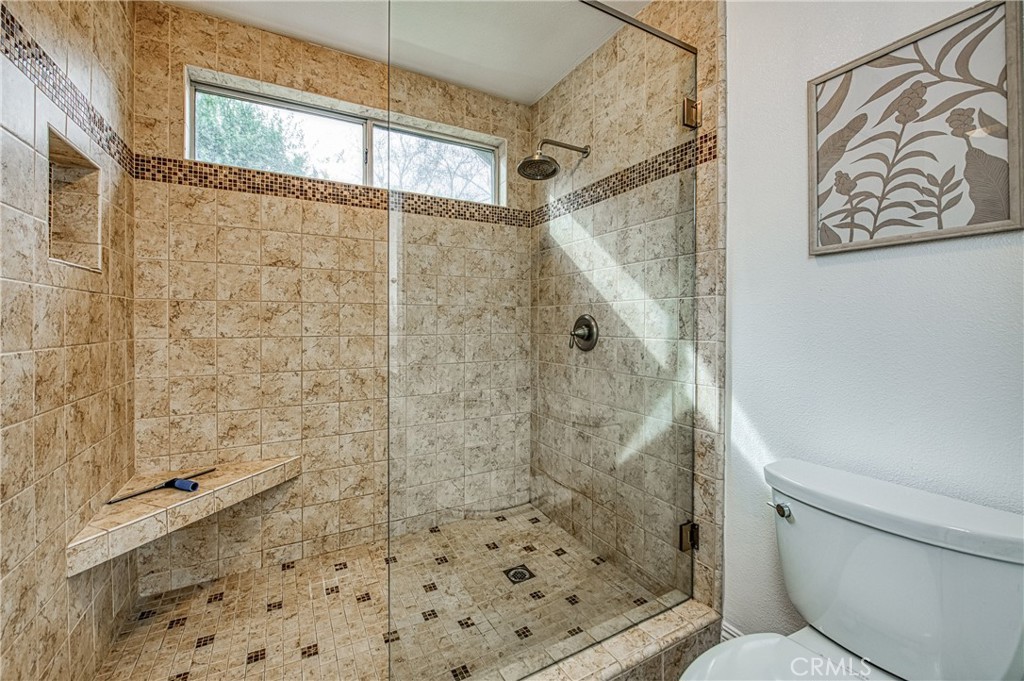 9225 N Bramwell St, Fresno, CA 93720