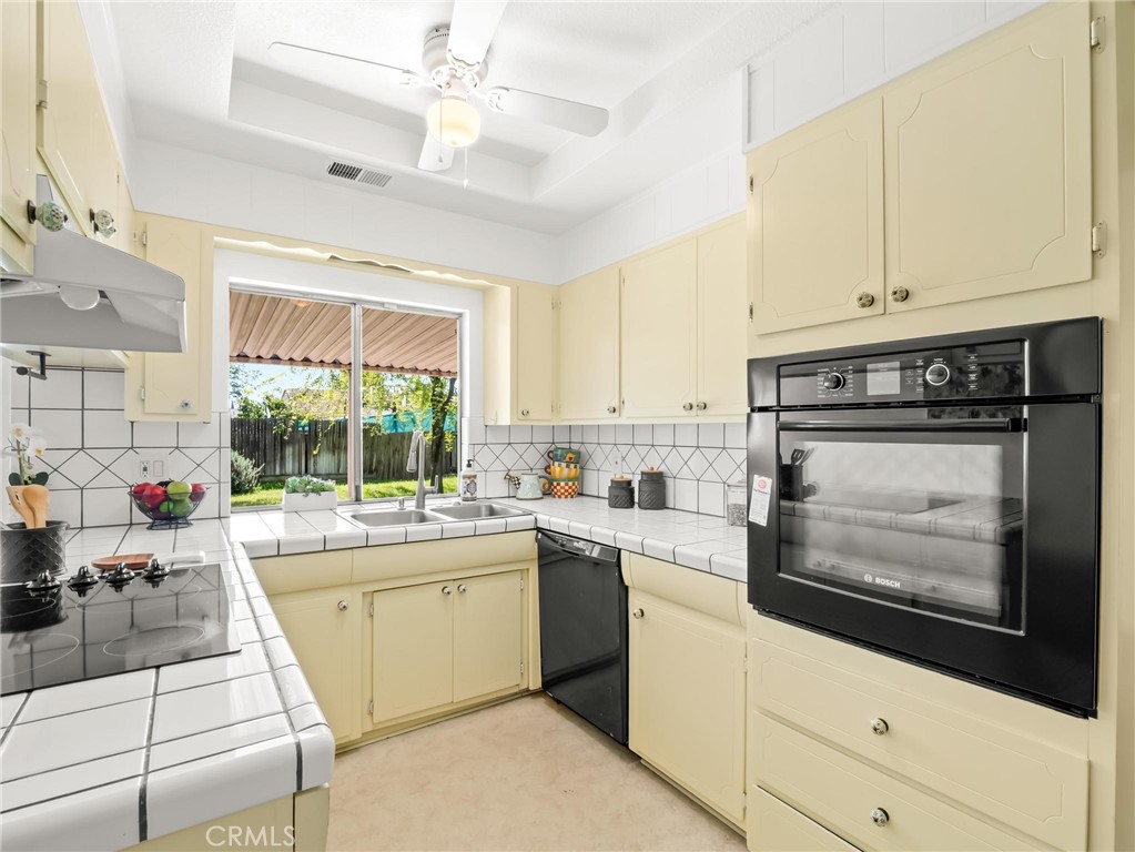 873 Cedar, Lemoore, CA 93245