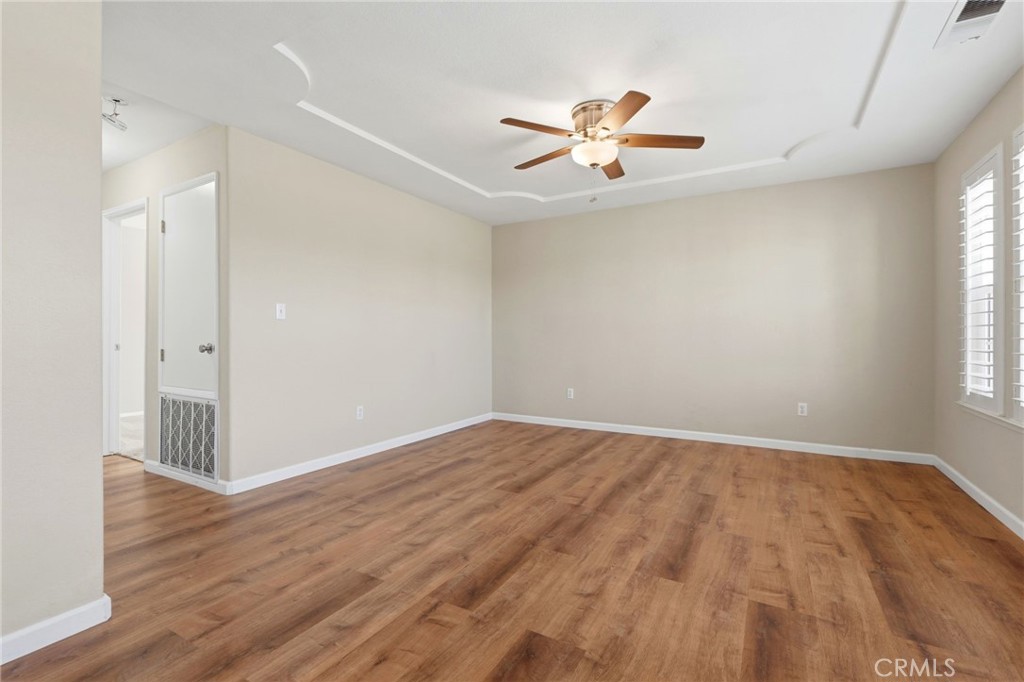 702 Montecito Ct, Lemoore, CA 93245