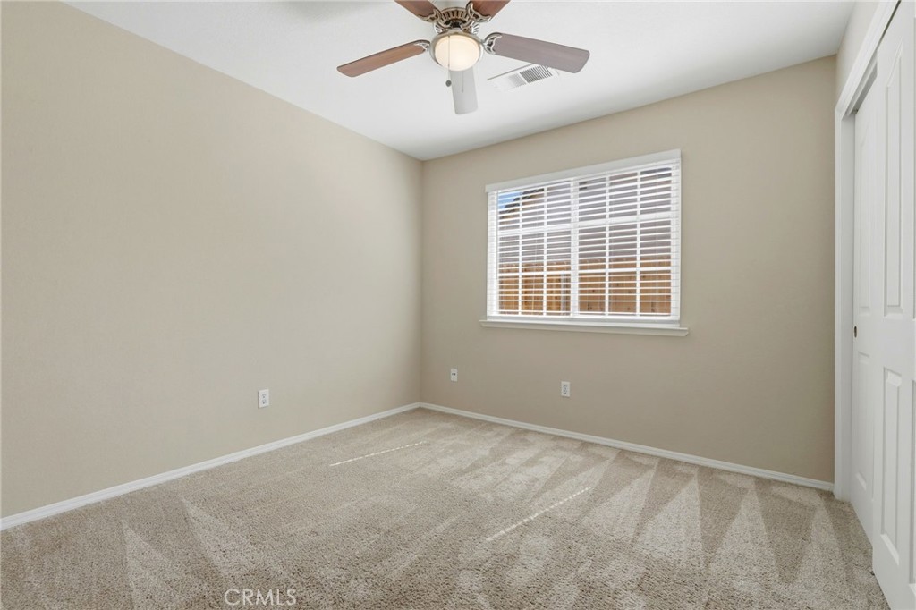 702 Montecito Ct, Lemoore, CA 93245