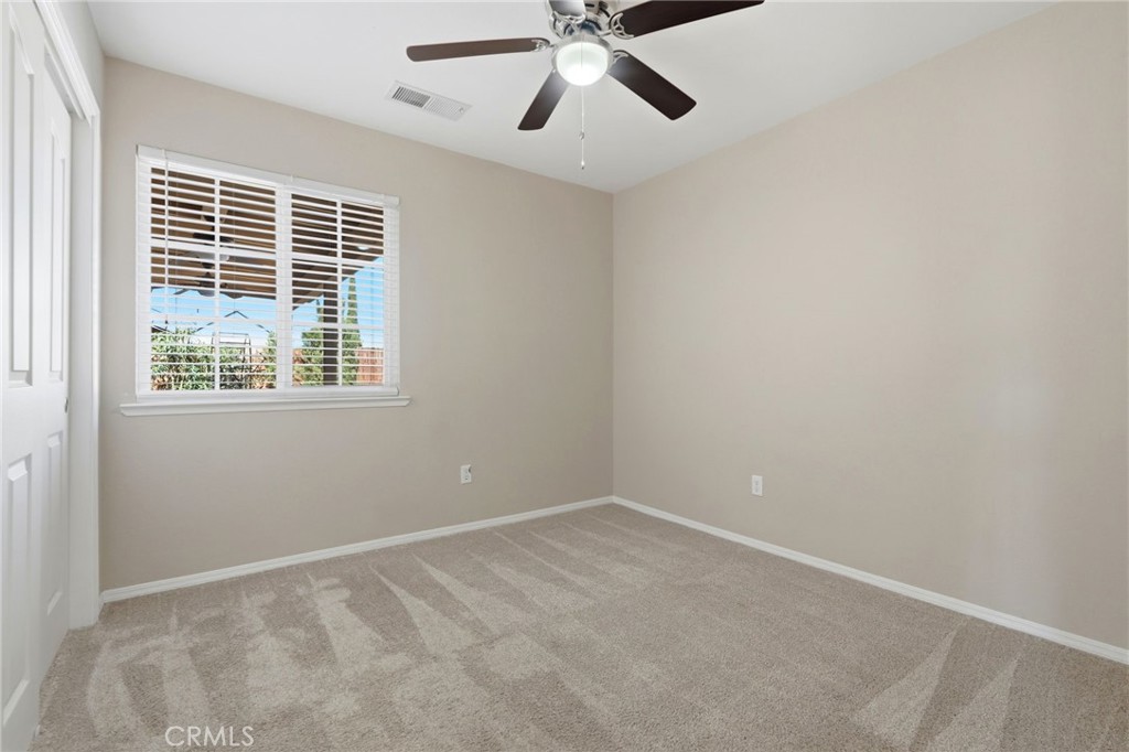 702 Montecito Ct, Lemoore, CA 93245