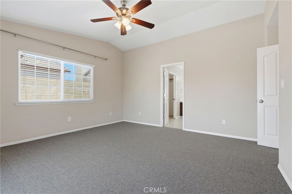 702 Montecito Ct, Lemoore, CA 93245