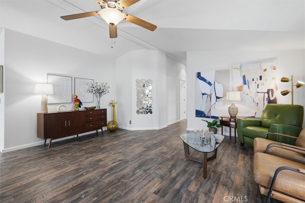 43555 Highway 41 #A15, Oakhurst, CA 93644