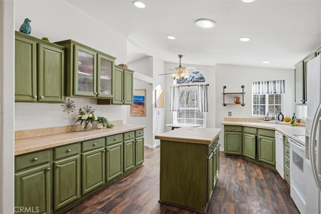 43555 Highway 41 #A15, Oakhurst, CA 93644