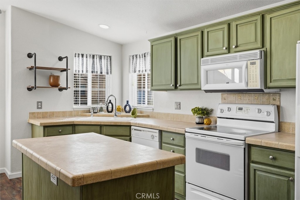 43555 Highway 41 #A15, Oakhurst, CA 93644