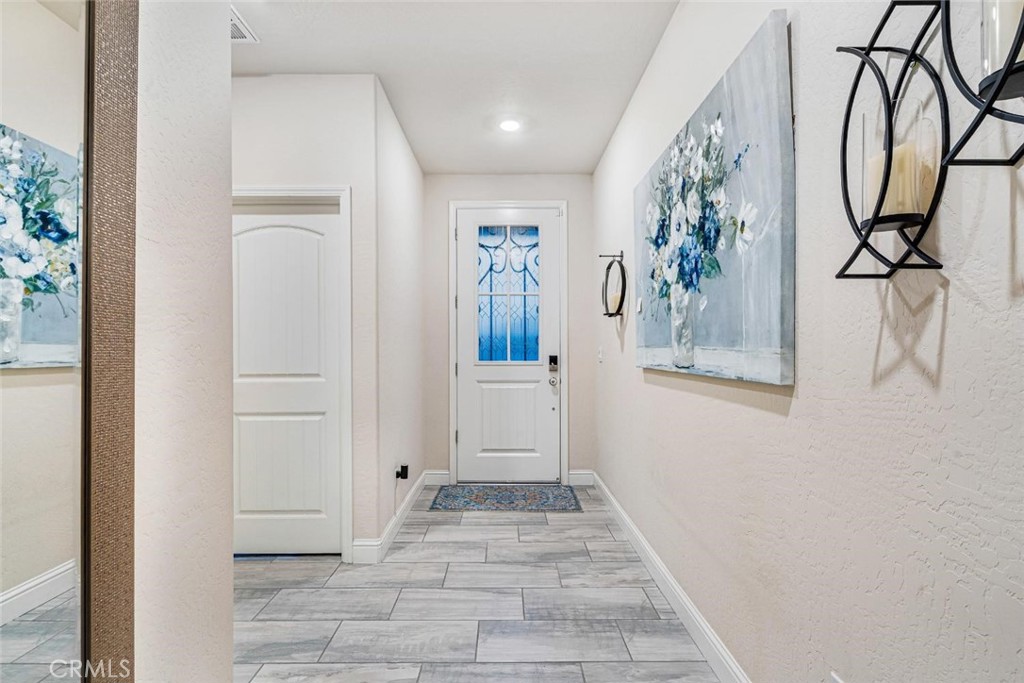 1553 N State, Fresno, CA 93722