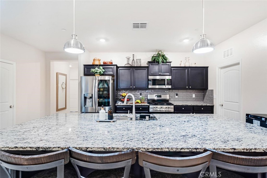 1553 N State, Fresno, CA 93722