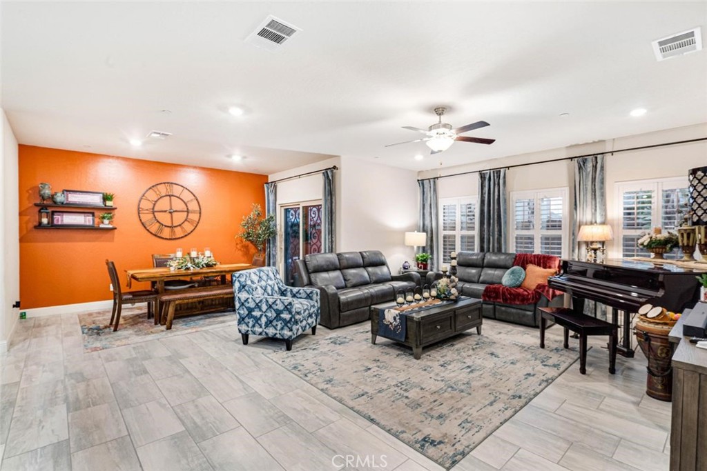 1553 N State, Fresno, CA 93722