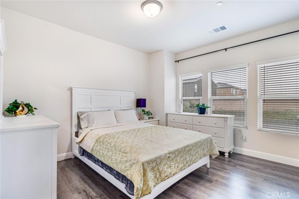 1553 N State, Fresno, CA 93722