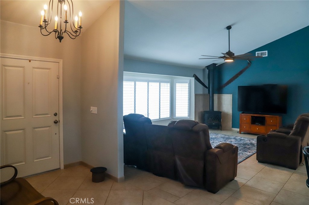 33478 Spreading Oak Ln, Auberry, CA 93602