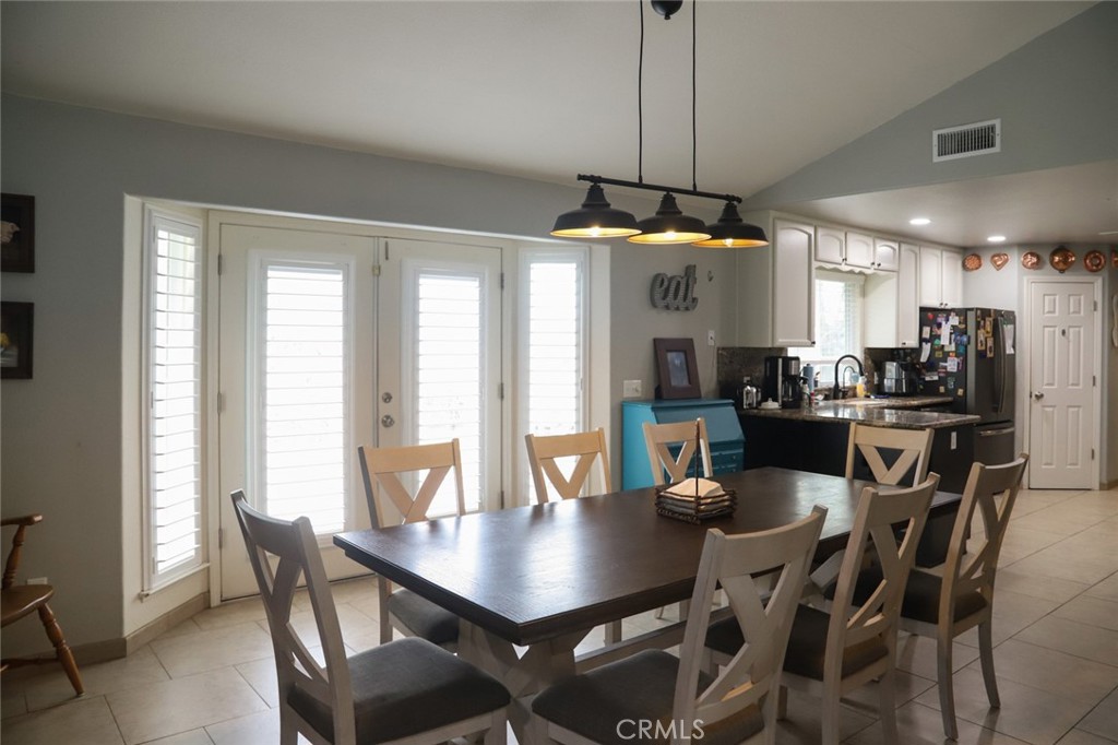 33478 Spreading Oak Ln, Auberry, CA 93602