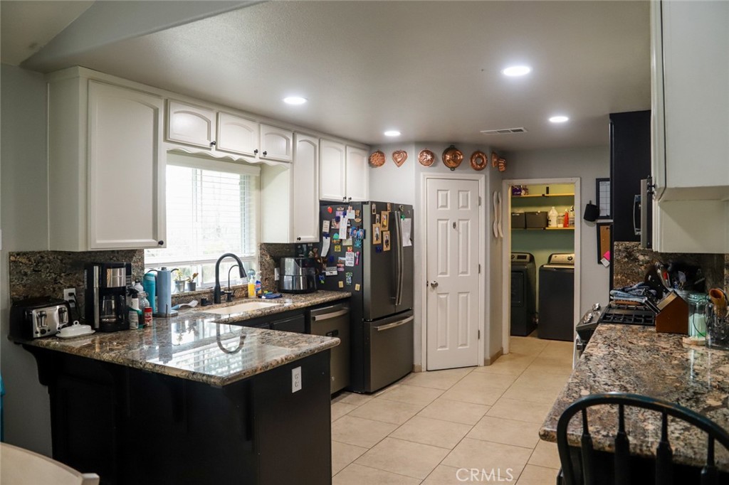 33478 Spreading Oak Ln, Auberry, CA 93602