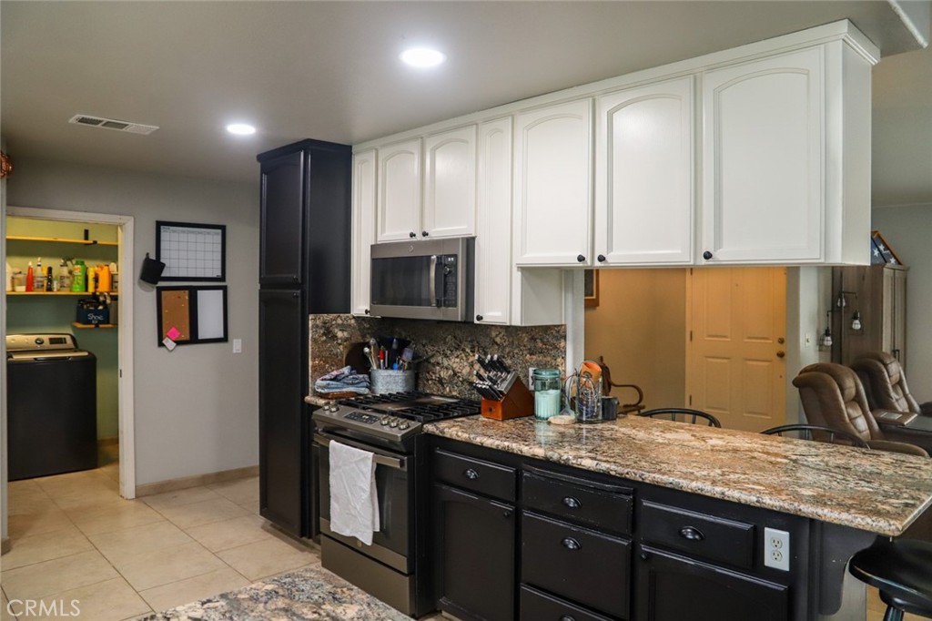 33478 Spreading Oak Ln, Auberry, CA 93602