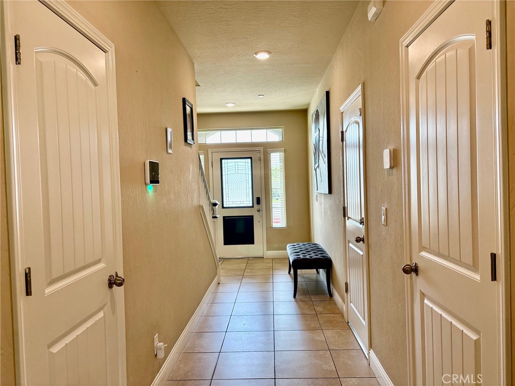 2220 N. Shady St, Visalia, CA 93291