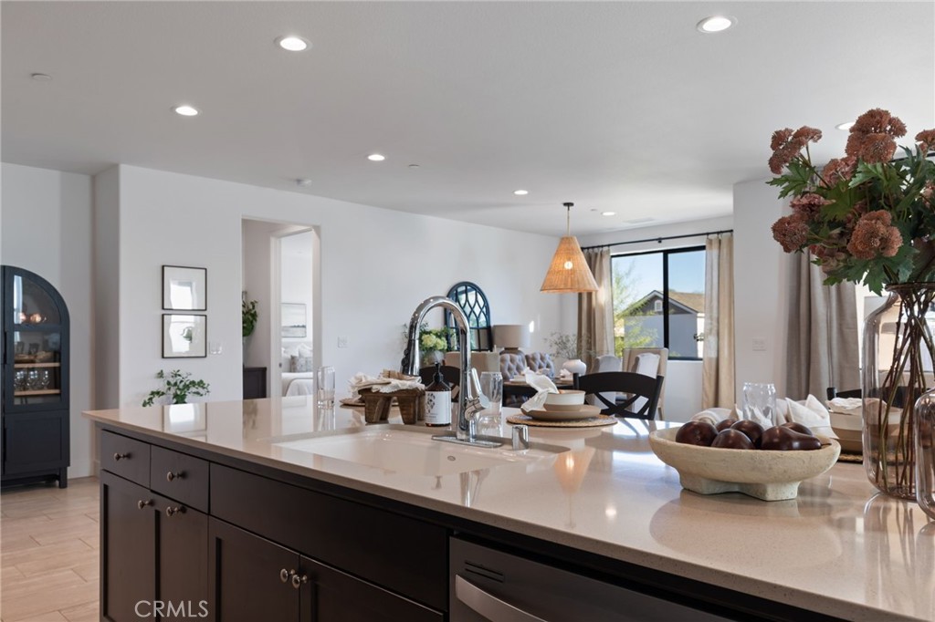 1022 Moonrise, Madera, CA 93636