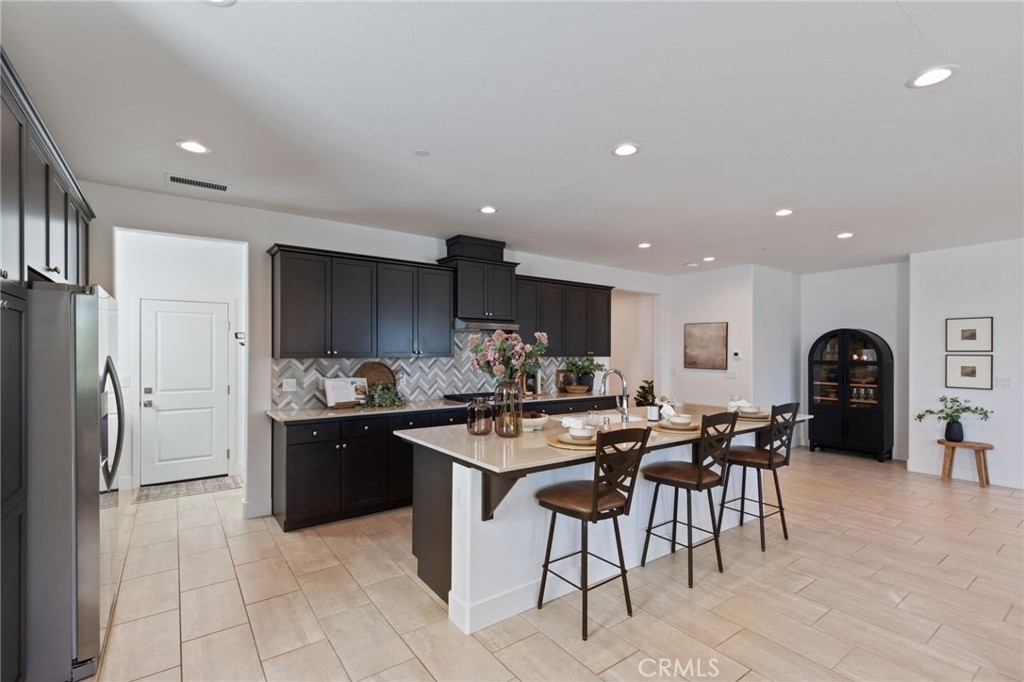 1022 Moonrise, Madera, CA 93636