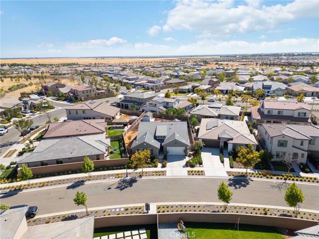 1022 Moonrise, Madera, CA 93636