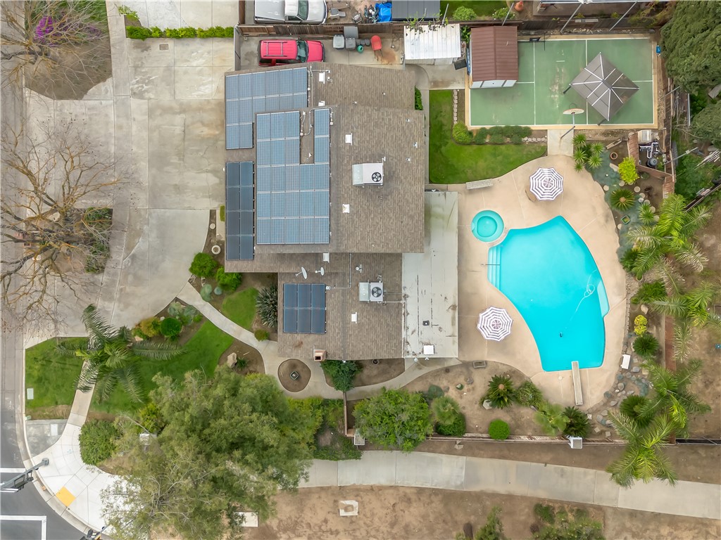 5197 E Hamilton, Fresno, CA 93727