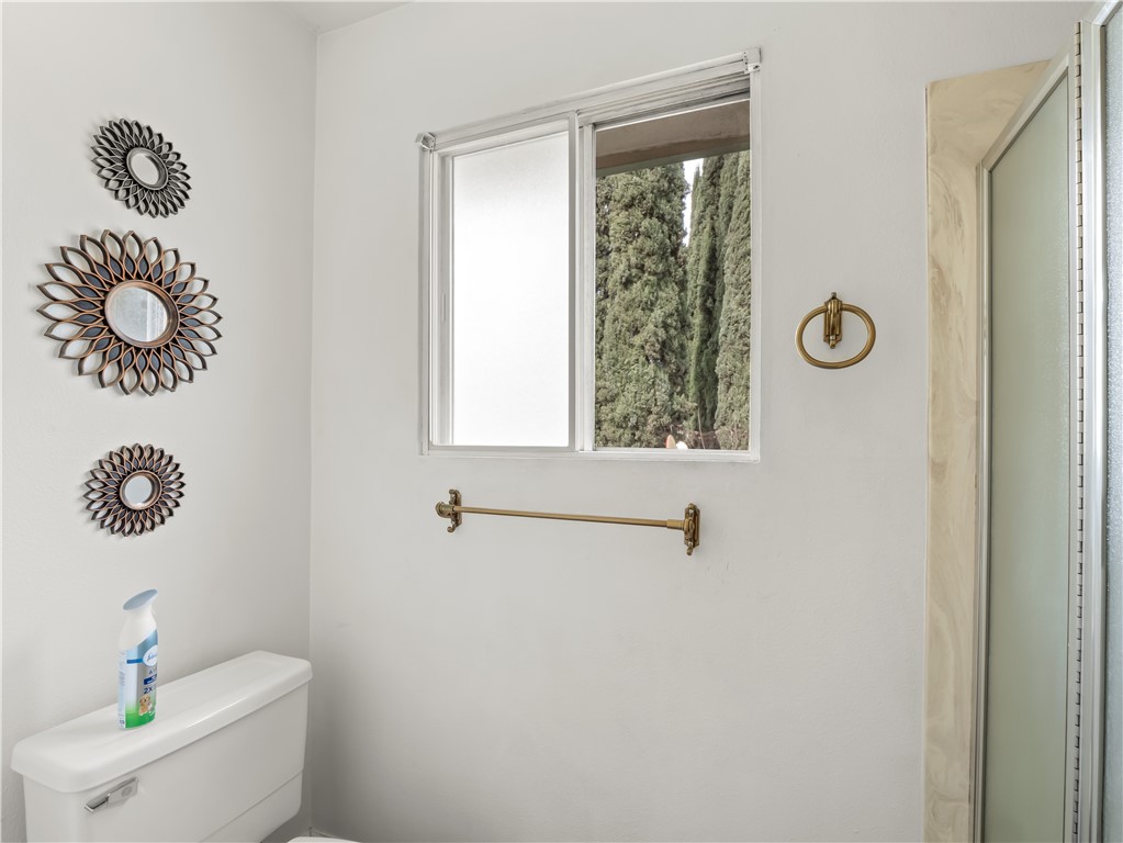 5197 E Hamilton, Fresno, CA 93727