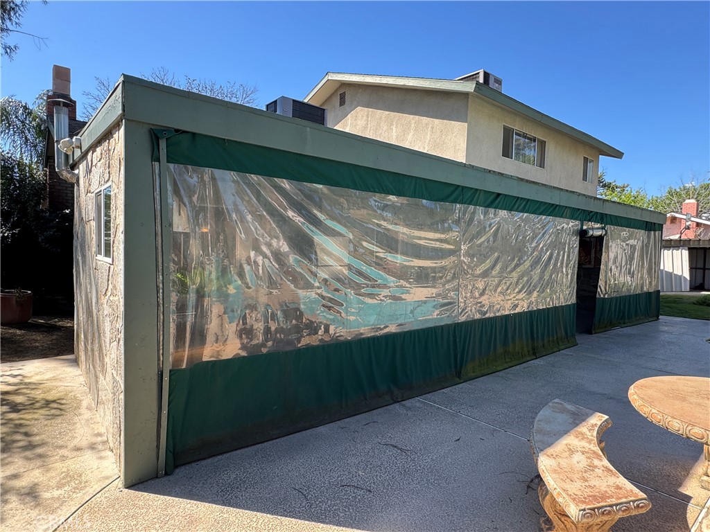 5197 E Hamilton, Fresno, CA 93727