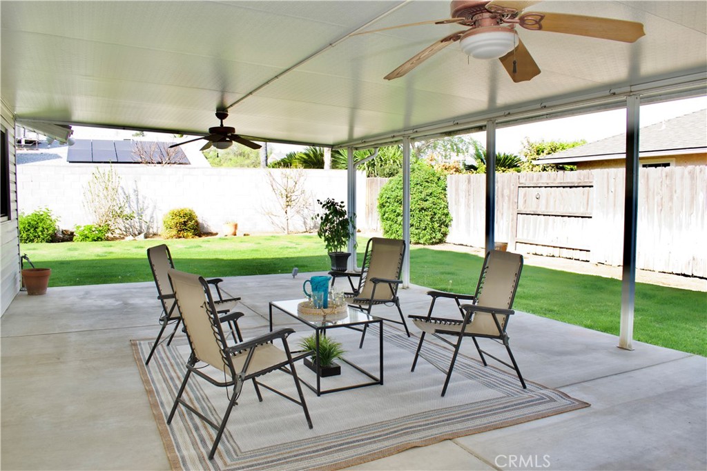 1721 Holland Ave, Clovis, CA 93611