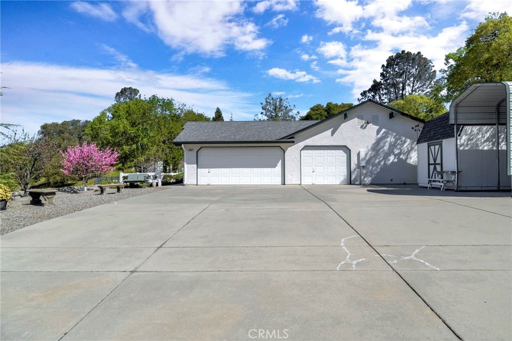 33867 Jennifer Ct, Coarsegold, CA 93614