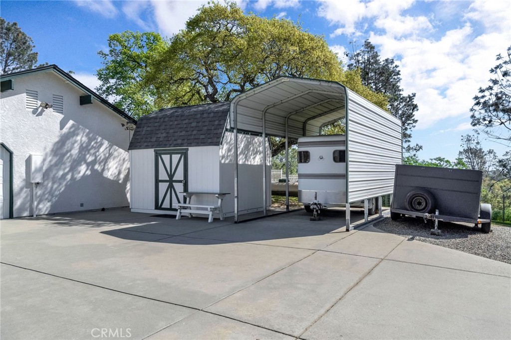 33867 Jennifer Ct, Coarsegold, CA 93614