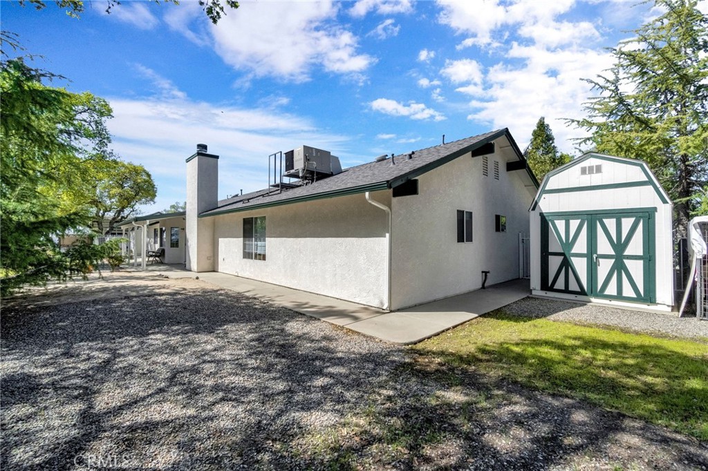 33867 Jennifer Ct, Coarsegold, CA 93614