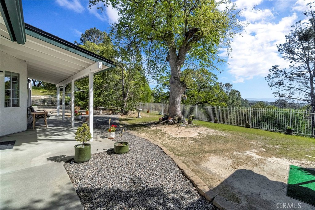 33867 Jennifer Ct, Coarsegold, CA 93614