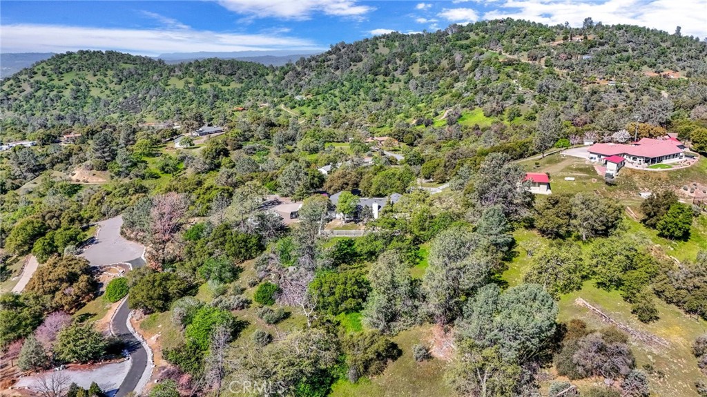 33867 Jennifer Ct, Coarsegold, CA 93614