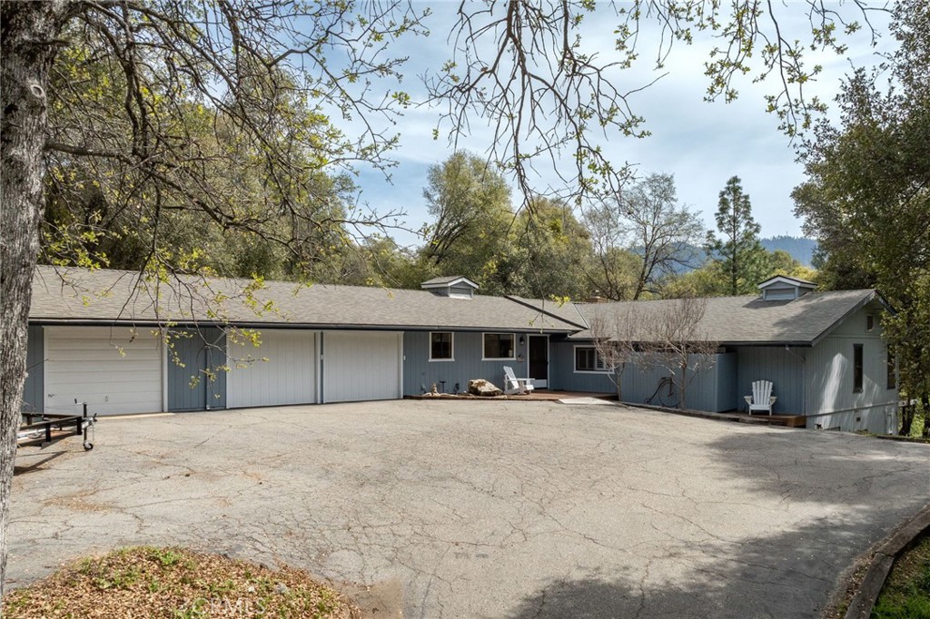 51739 Quail Run, Oakhurst, CA 93644
