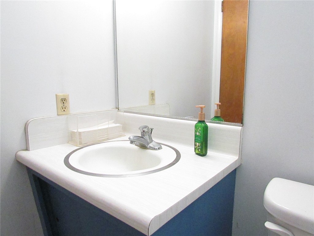 756 G, Reedley, CA 93654