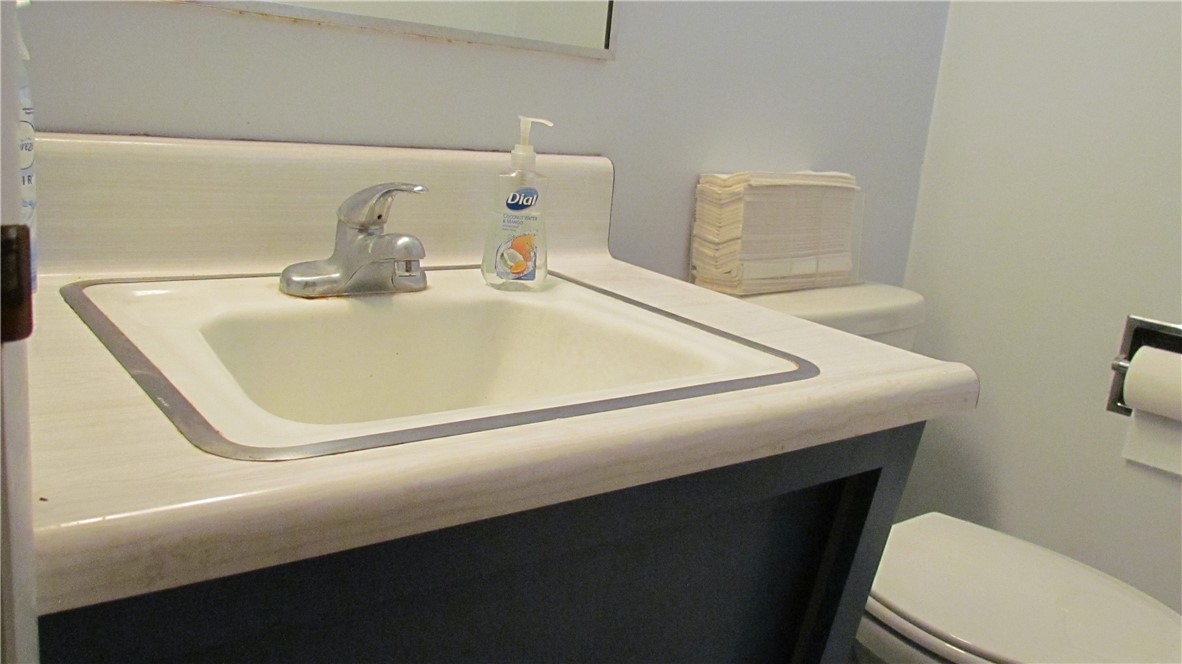 756 G, Reedley, CA 93654