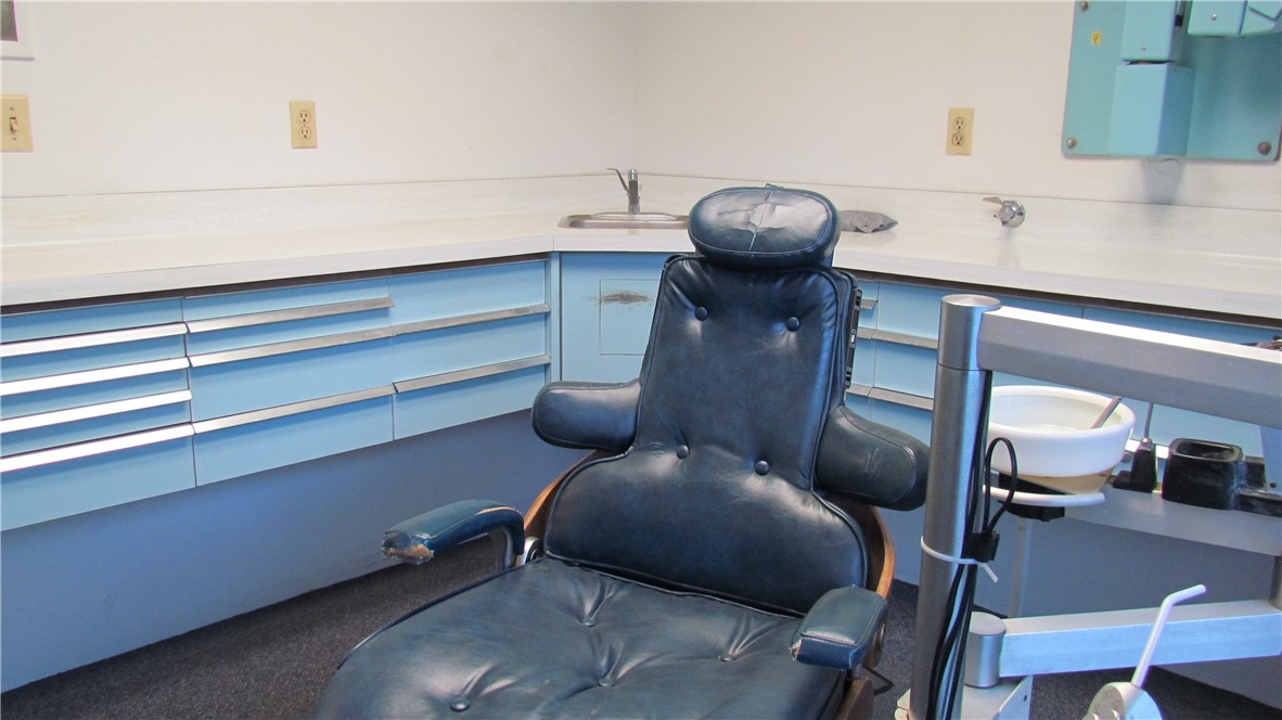 756 G, Reedley, CA 93654