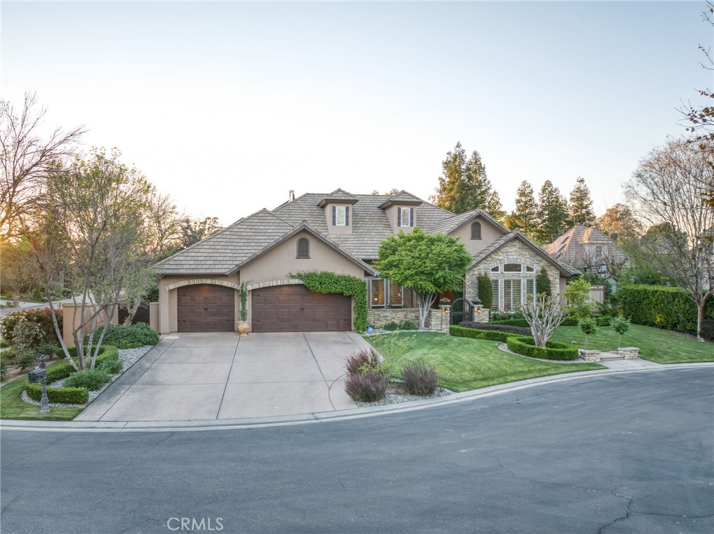 3350 E Via Montiano, Clovis, CA 93619
