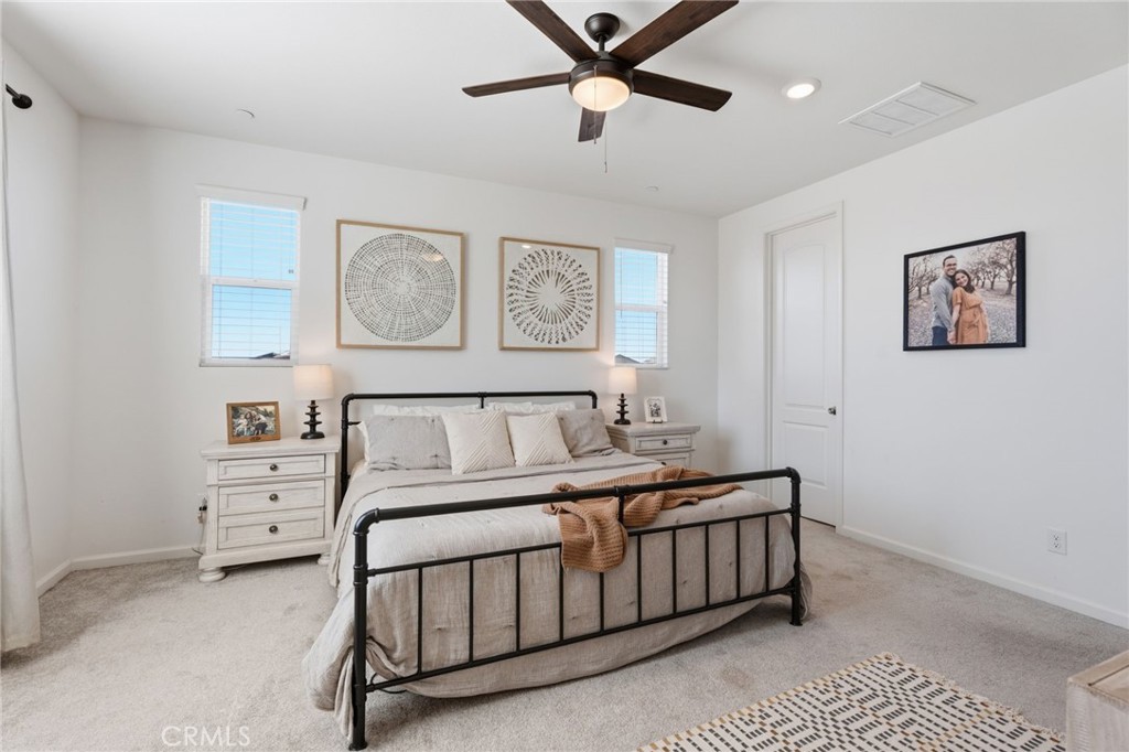 588 Overstone Ave, Madera, CA 93636