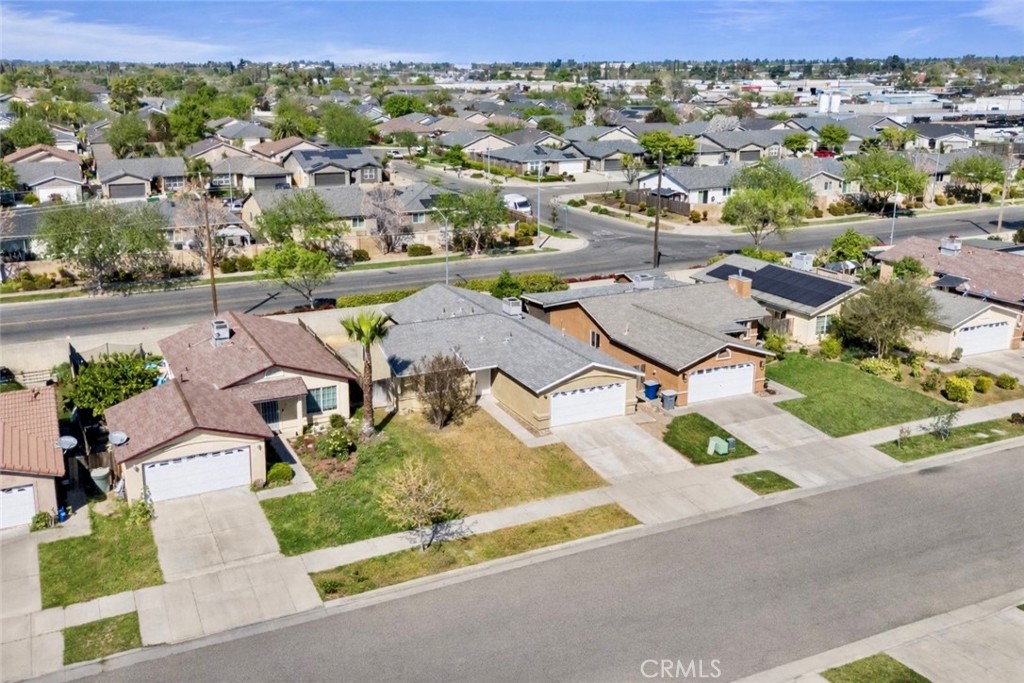 557 Monique St, Merced, CA 95341