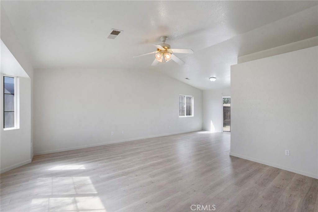 557 Monique St, Merced, CA 95341